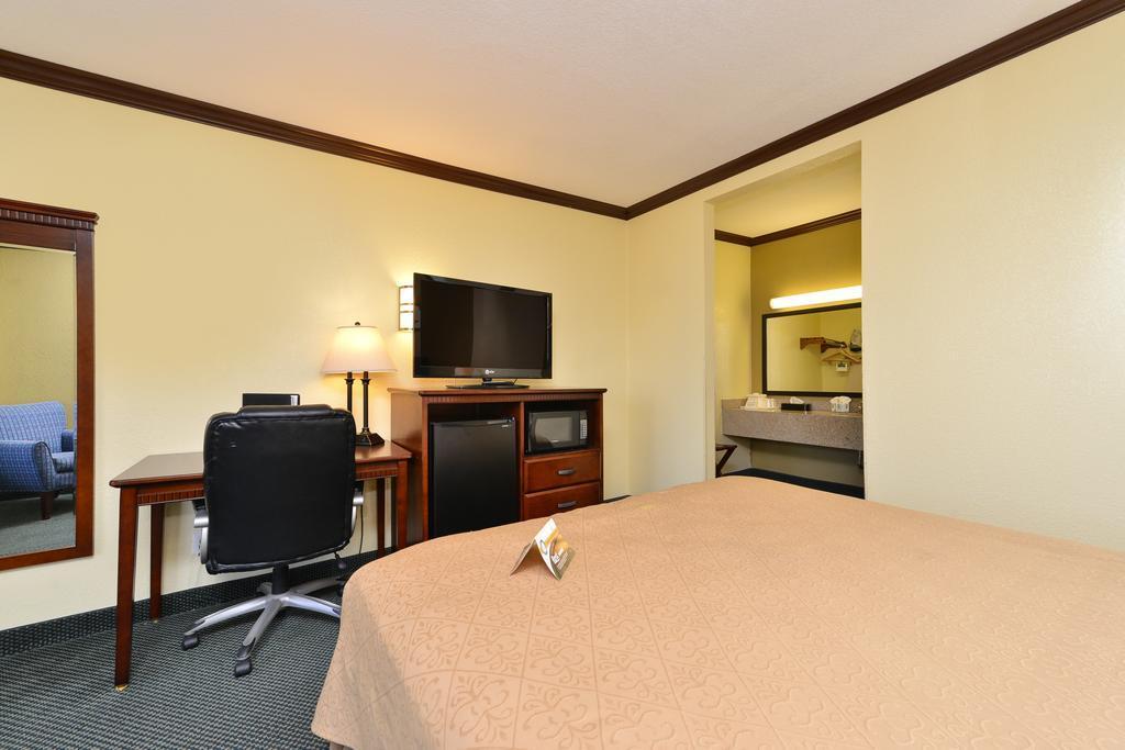 Locanda Quality I-5 Naval Base San Diego